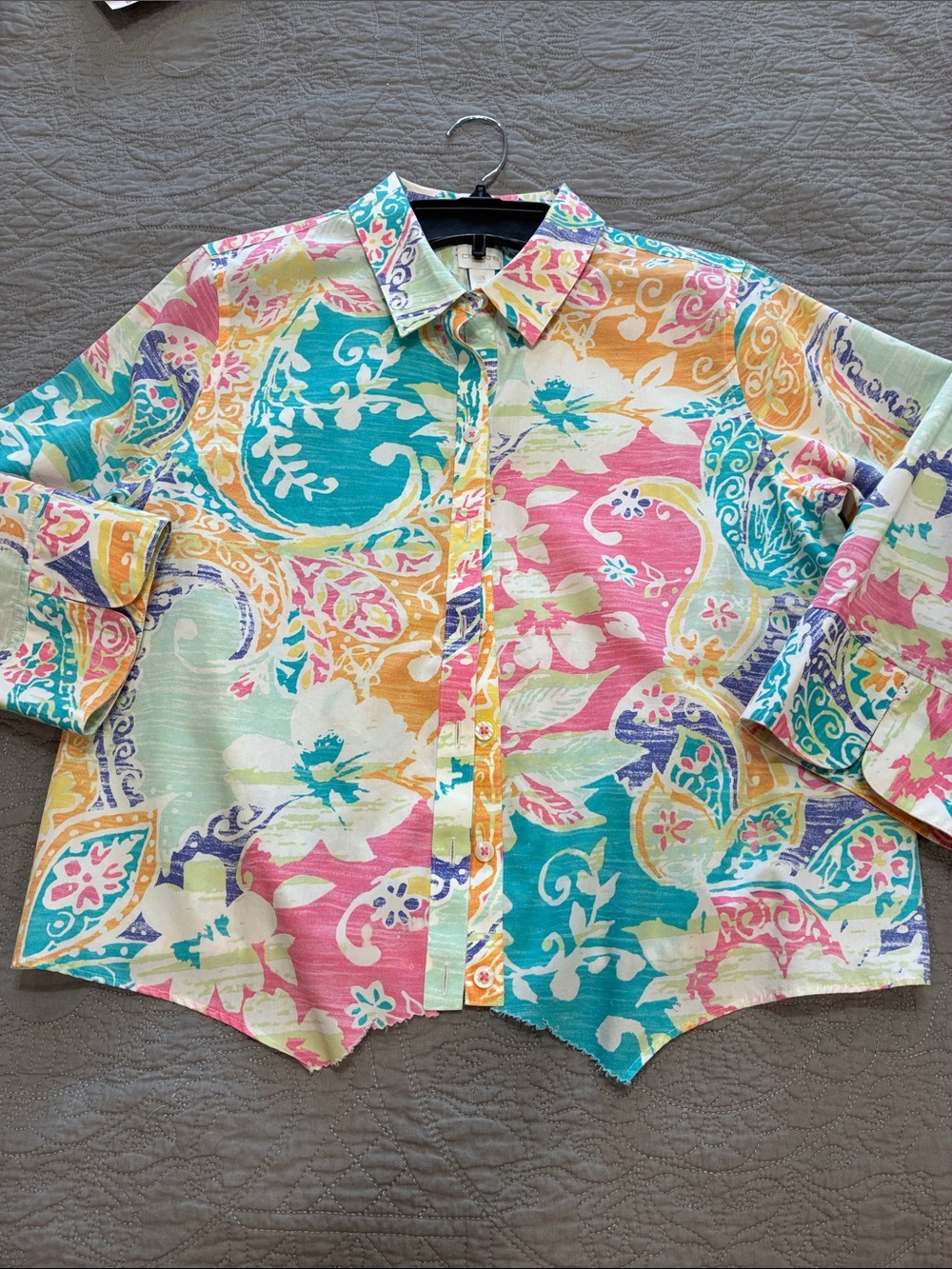 *3 for $10* Chicos Multicolor Floral Button-Up 1 (8-10)